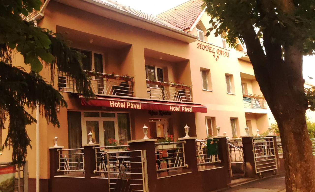 Hotel Pavai Hajdúszoboszló Eksteriør bilde